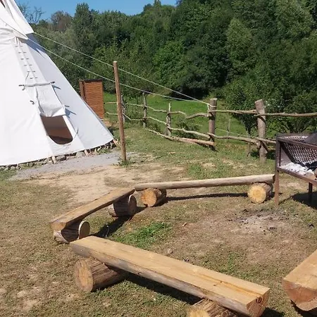 Luxury tent Teepee Nad Farmou Siesta *